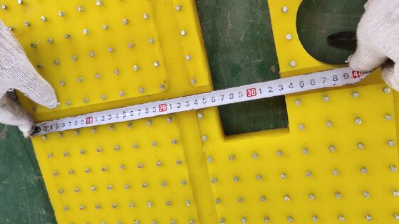 Fabrication supérieure avec une fabrication précise Polyuréthane 30 mm d'épaisseur Table rotative Anti-Slip Mat
