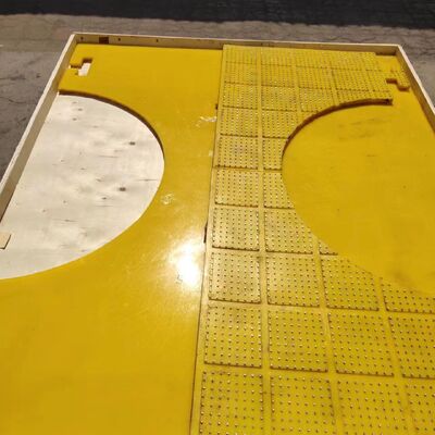 Matériau de première qualité sélectionné Polyuréthane épaisseur 30 mm Table rotative tapis antidérapant
