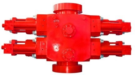 Taille de forage 7-1/16 "Equipement de prévention de l'explosion de forage dans les champs pétrolifères Double type Ram BOP