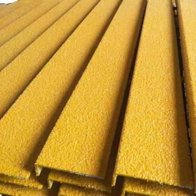 Résine de revêtement de surface de mat anti-dérapant de l'escalier en FRP ISO AS4586 pour l'escalier des champs de pétrole