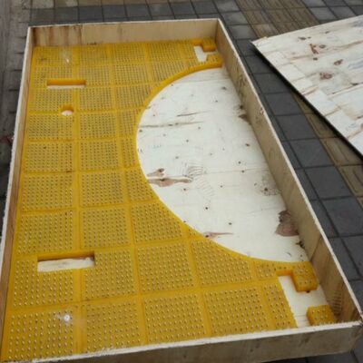 Tapis antidérapant pour table rotative en polyuréthane, résistance à la traction 45 MPa, certifié ISO 9001, adapté aux environnements de plateformes de forage