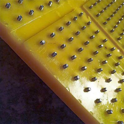 Table tournante Mat anti-dérrapage Matériau PU Résistance à la traction 45 Mpa utilisée sur plateforme de forage