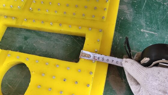 Fabrication supérieure avec une fabrication précise Polyuréthane 30 mm d'épaisseur Table rotative Anti-Slip Mat