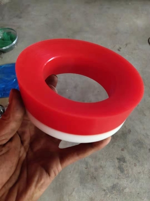 Piston en caoutchouc d'uréthane